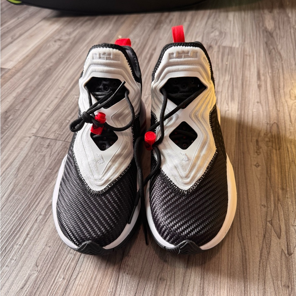 LeBron Soldier XIV Black and White Sneakers - NEW w/ box